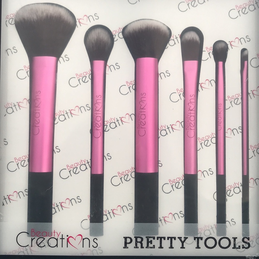 Beauty Creations Set of Brushes